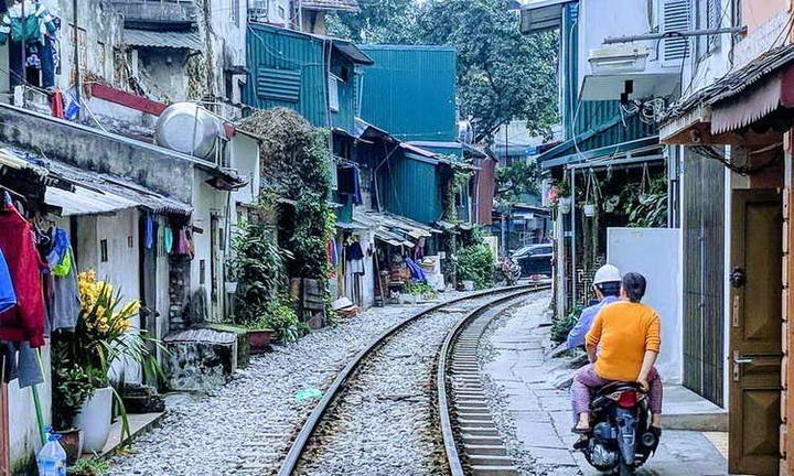Kích thước to bất thường: Tôm nuôi theo phương pháp tự nhiên sẽ có kích thước không